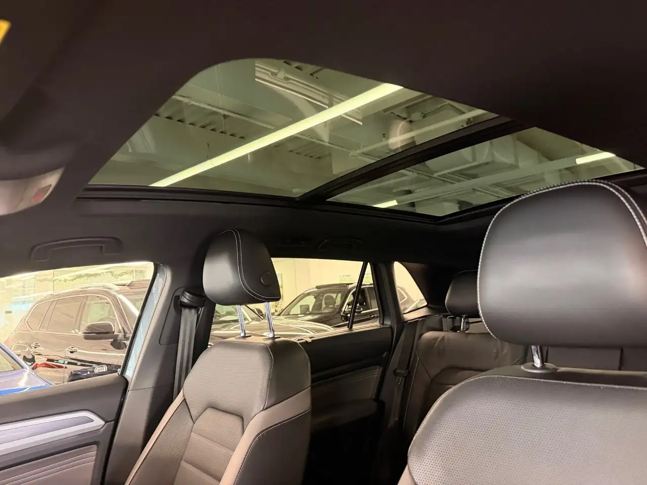 Volkswagen Atlas снимка Volkswagen Atlas