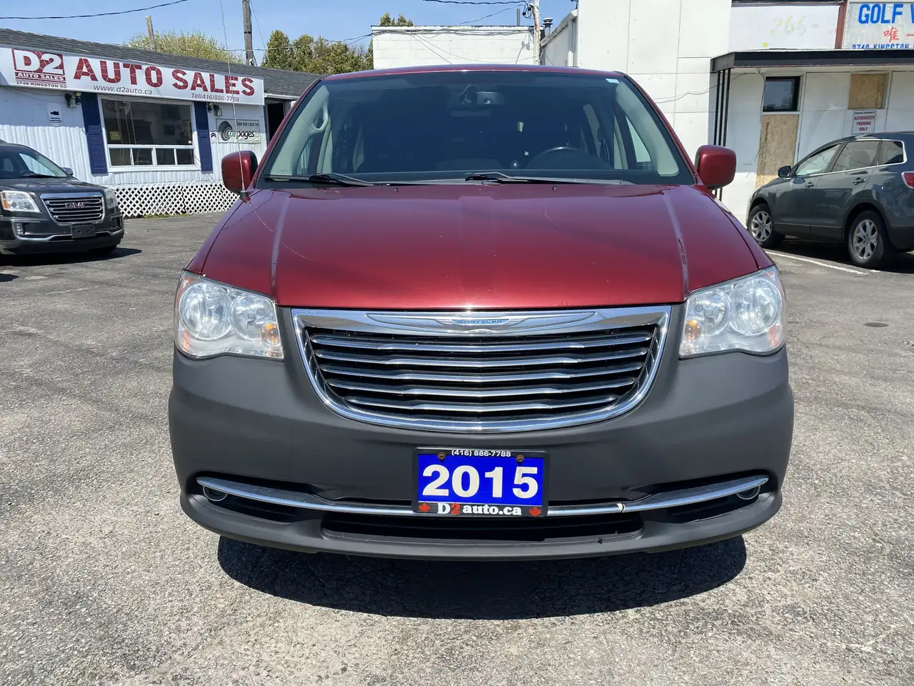 Chrysler Town & Country снимка Chrysler Town & Country