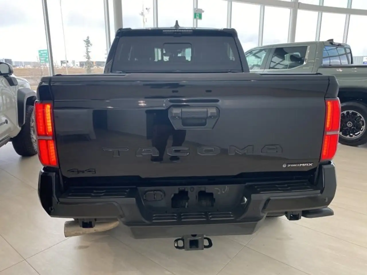 Toyota Tacoma снимка Toyota Tacoma