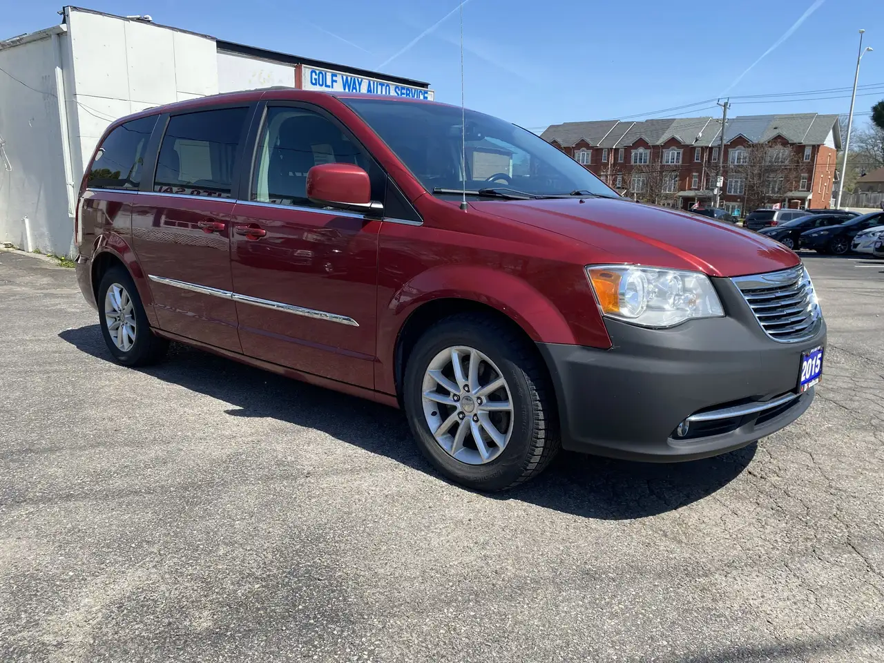 Chrysler Town & Country снимка Chrysler Town & Country
