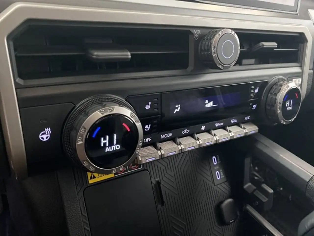 Toyota Tacoma снимка Toyota Tacoma