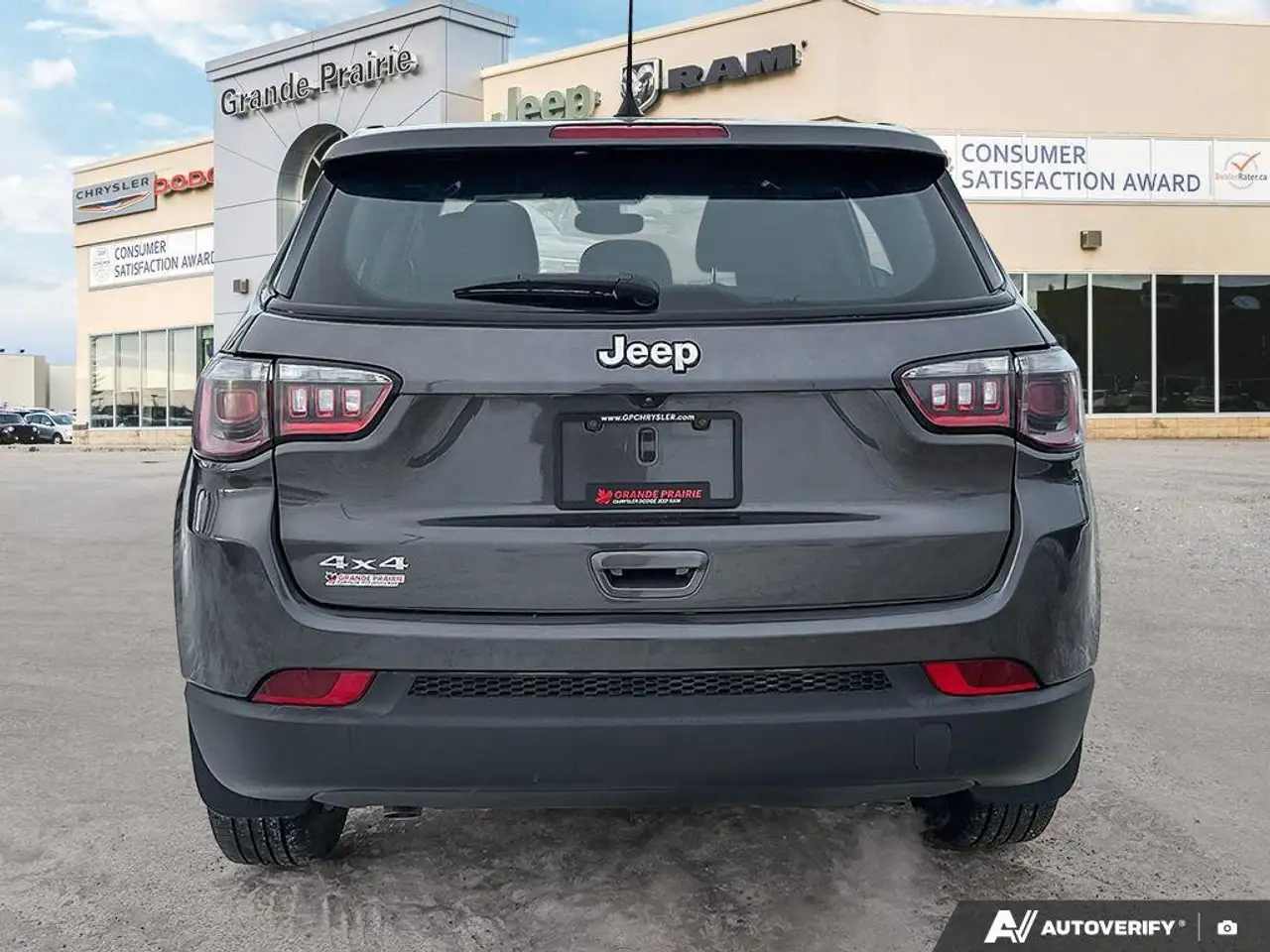 Jeep Compass снимка Jeep Compass