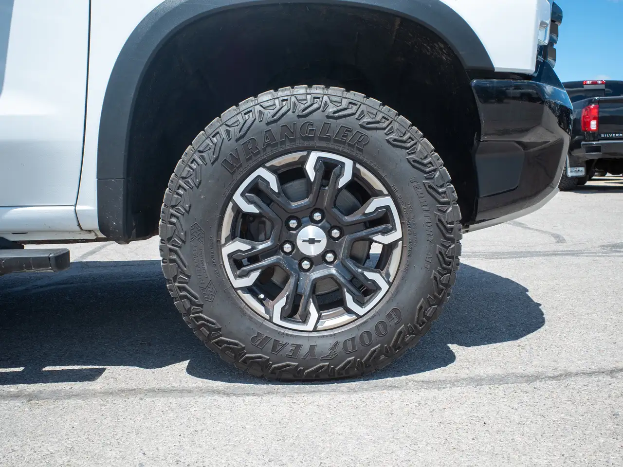 Chevrolet Silverado 1500 снимка Chevrolet Silverado 1500