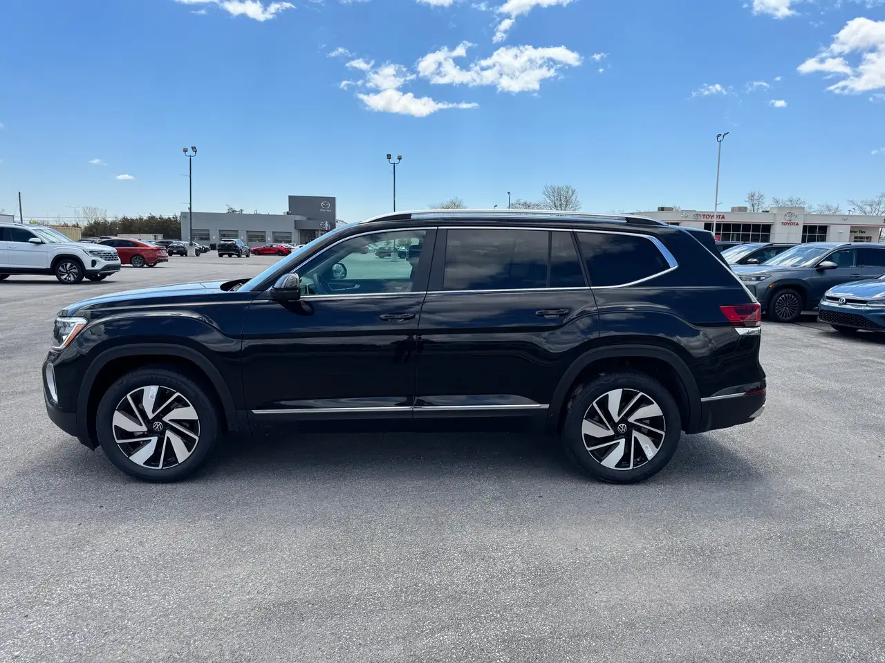 Volkswagen Atlas снимка Volkswagen Atlas