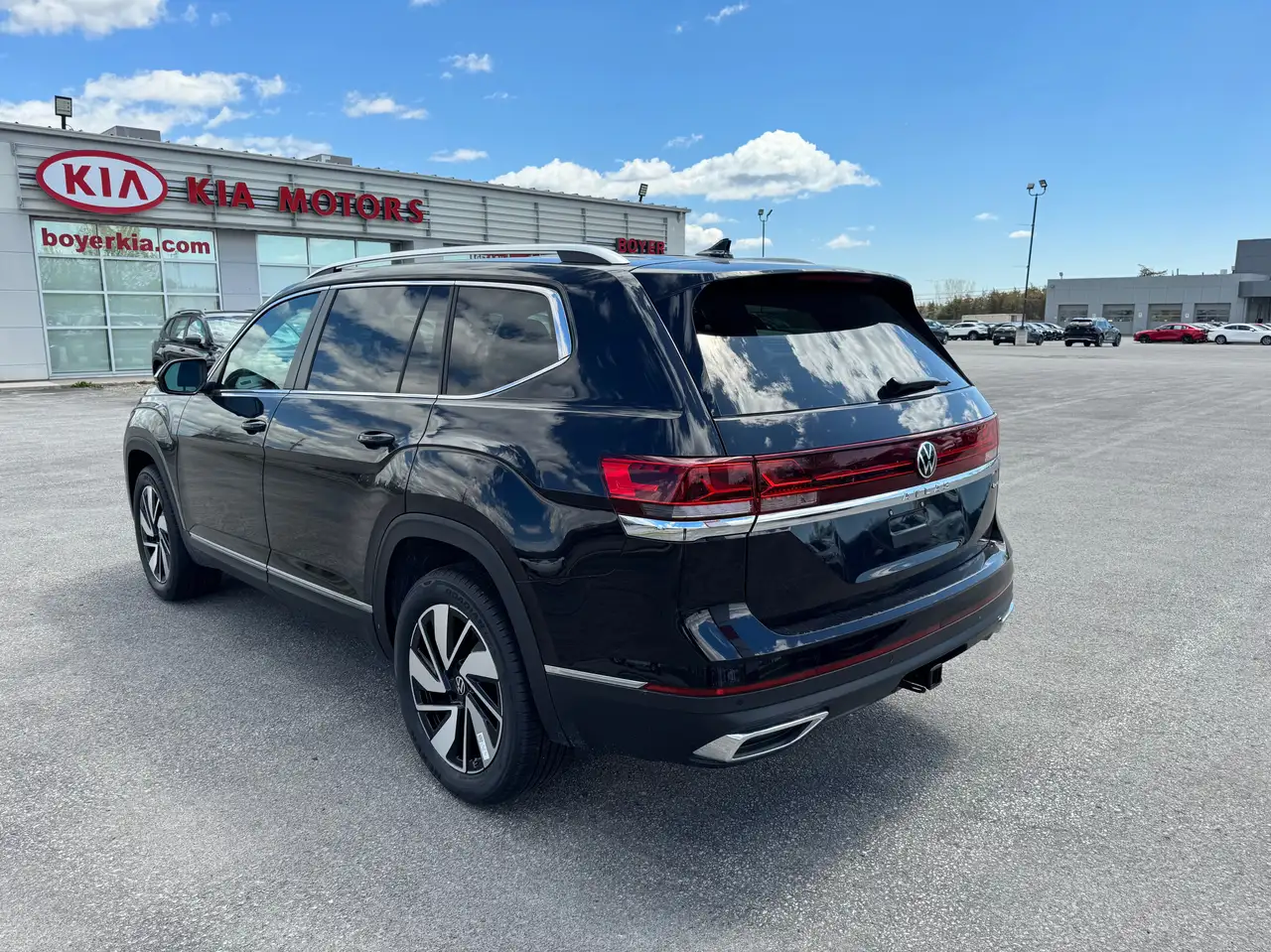 Volkswagen Atlas снимка Volkswagen Atlas