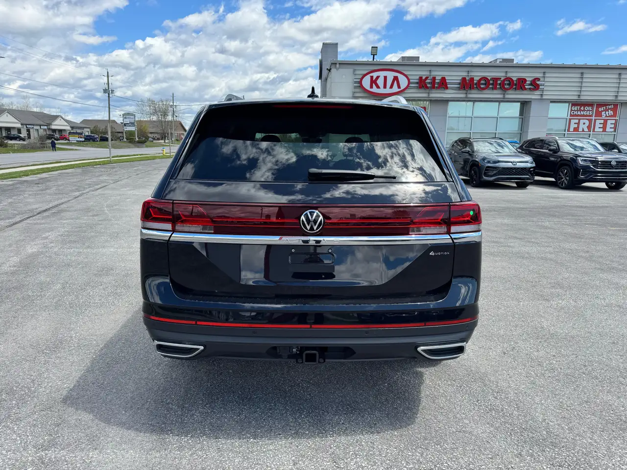 Volkswagen Atlas снимка Volkswagen Atlas