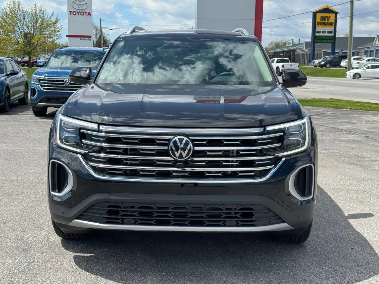 Volkswagen Atlas снимка Volkswagen Atlas