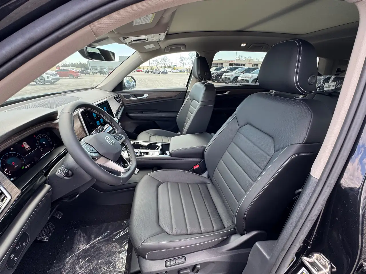 Volkswagen Atlas снимка Volkswagen Atlas