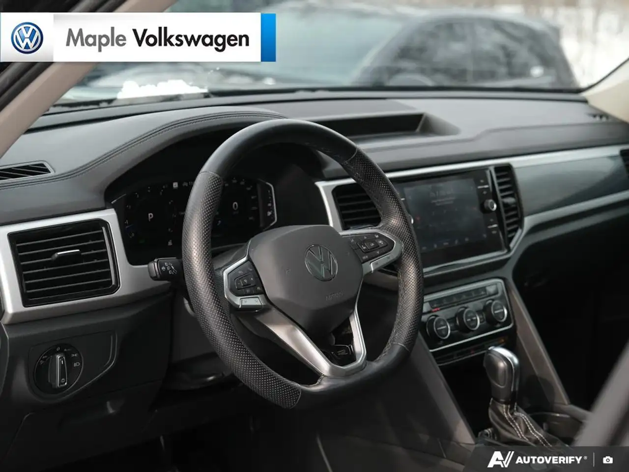 Volkswagen Atlas снимка Volkswagen Atlas