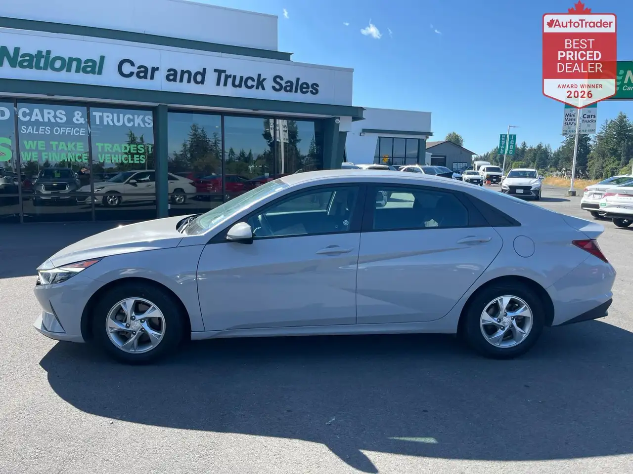 2022 Hyundai ELANTRA