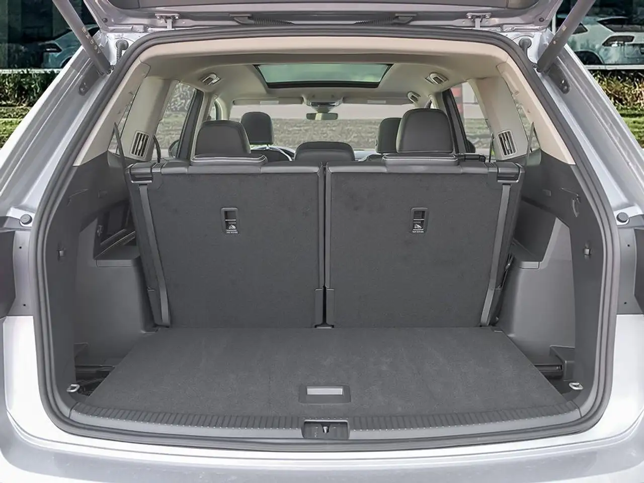 Volkswagen Atlas снимка Volkswagen Atlas