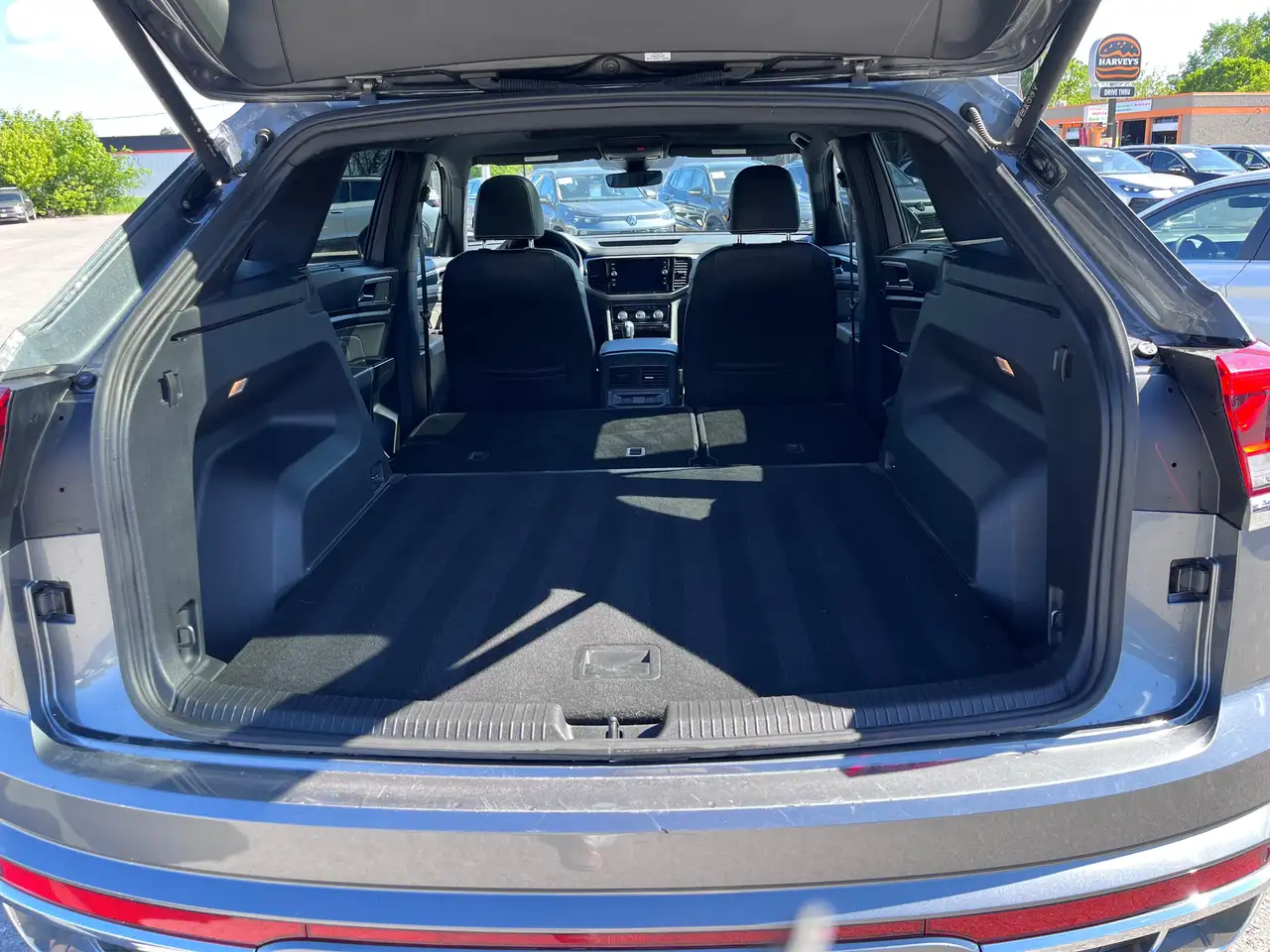 Volkswagen Atlas photo Volkswagen Atlas