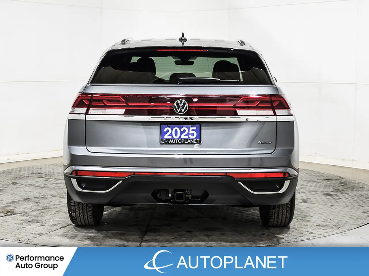 Volkswagen Atlas снимка Volkswagen Atlas
