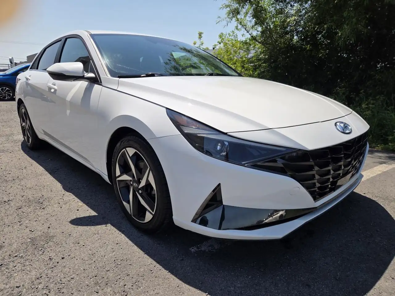 2022 Hyundai ELANTRA
