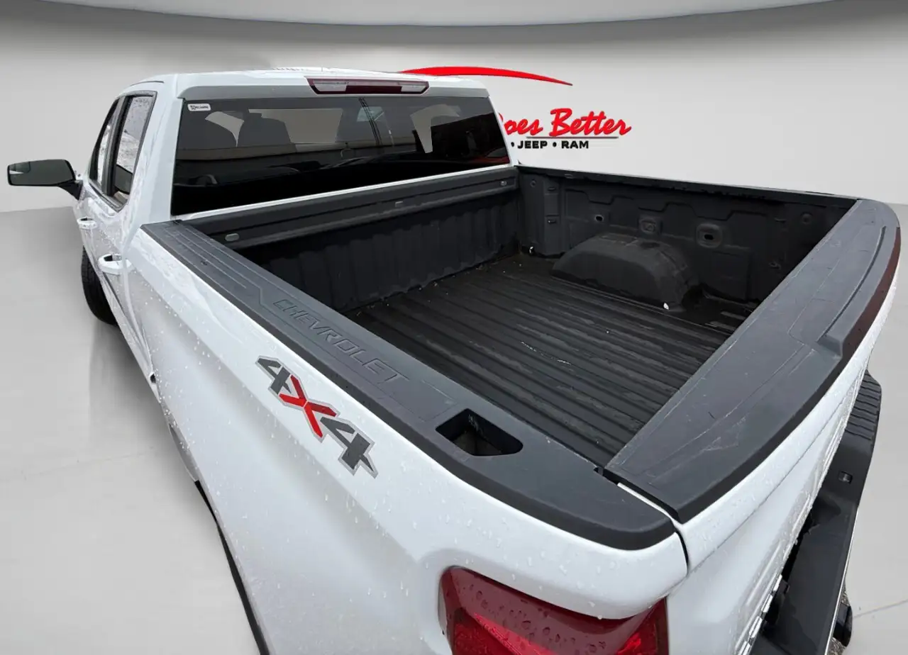 Chevrolet Silverado 1500 снимка Chevrolet Silverado 1500