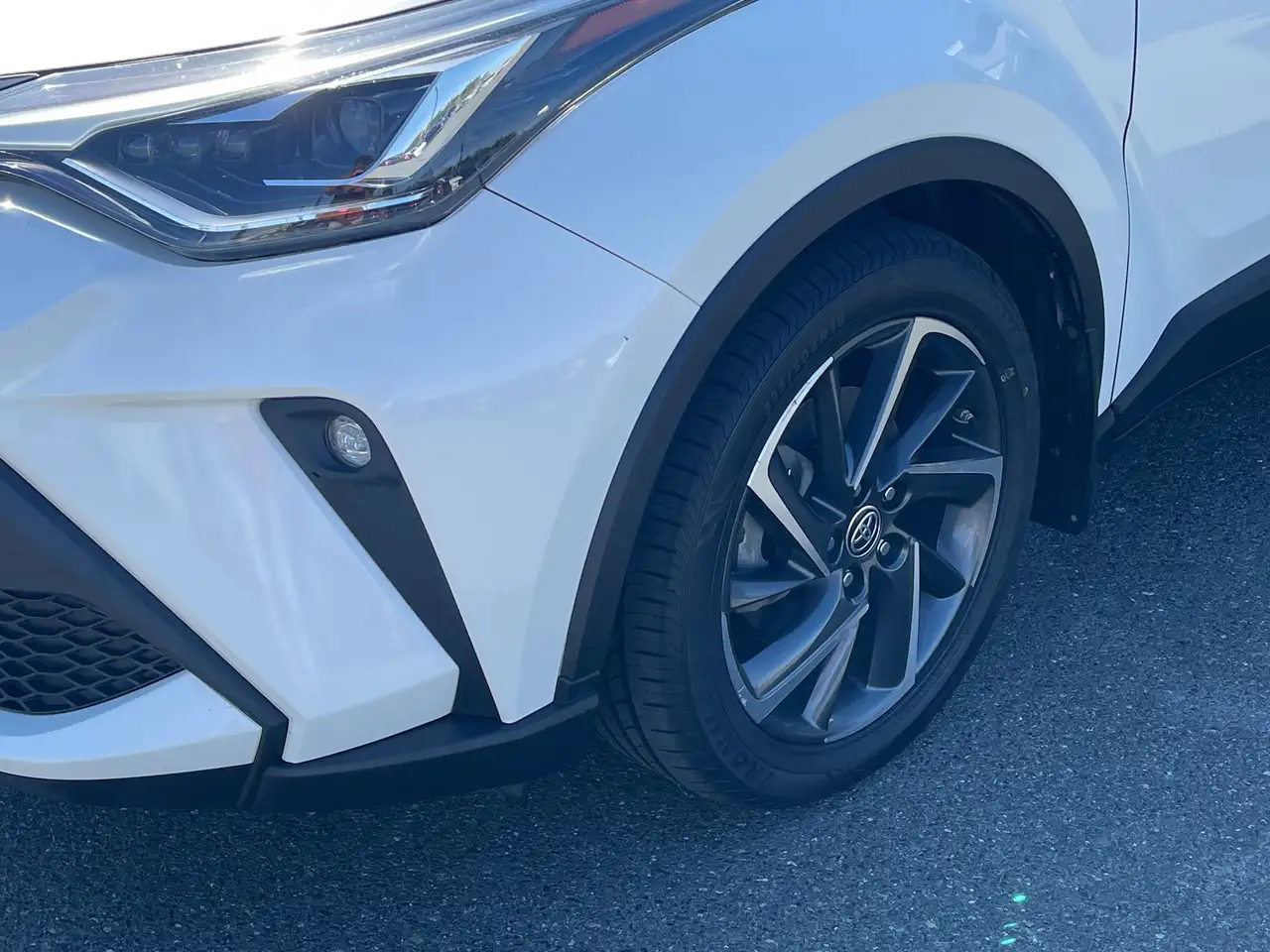Toyota C-HR снимка Toyota C-HR