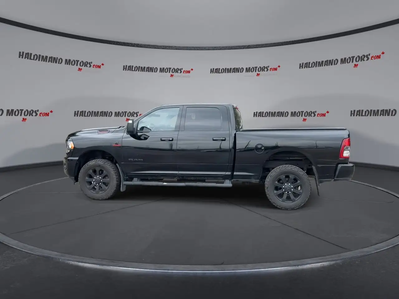 RAM 2500 снимка RAM 2500