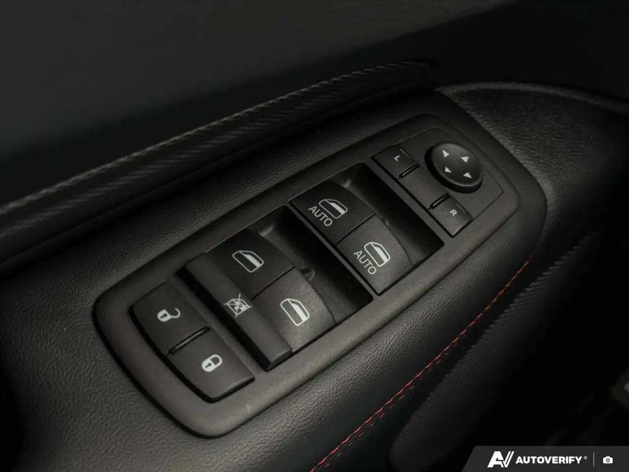 Dodge Durango снимка Dodge Durango
