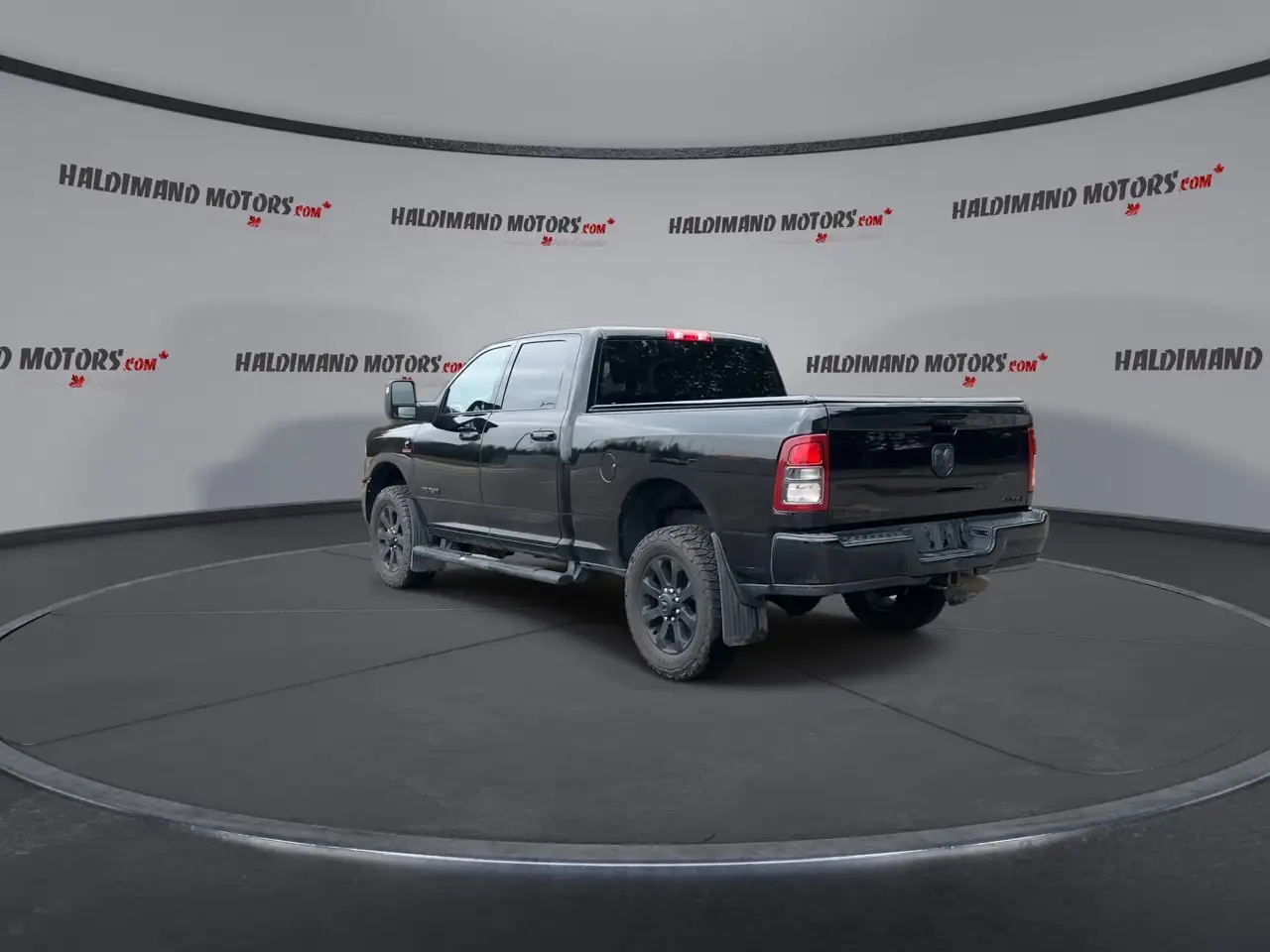 RAM 2500 снимка RAM 2500