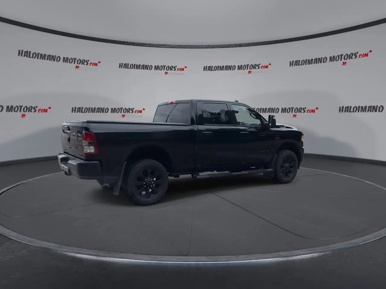 RAM 2500 снимка RAM 2500