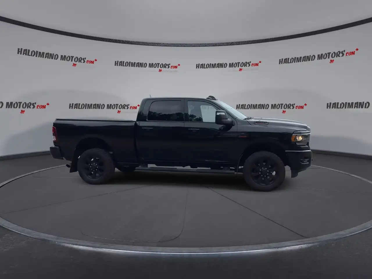 RAM 2500 снимка RAM 2500
