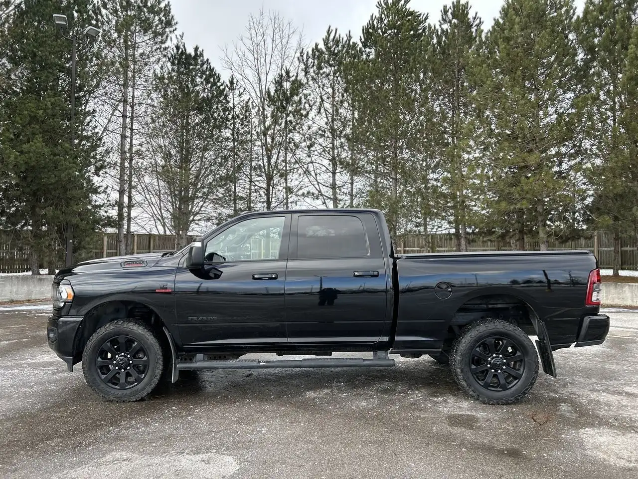 RAM 2500 снимка RAM 2500