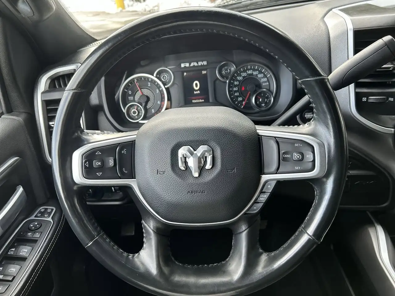 RAM 2500 снимка RAM 2500