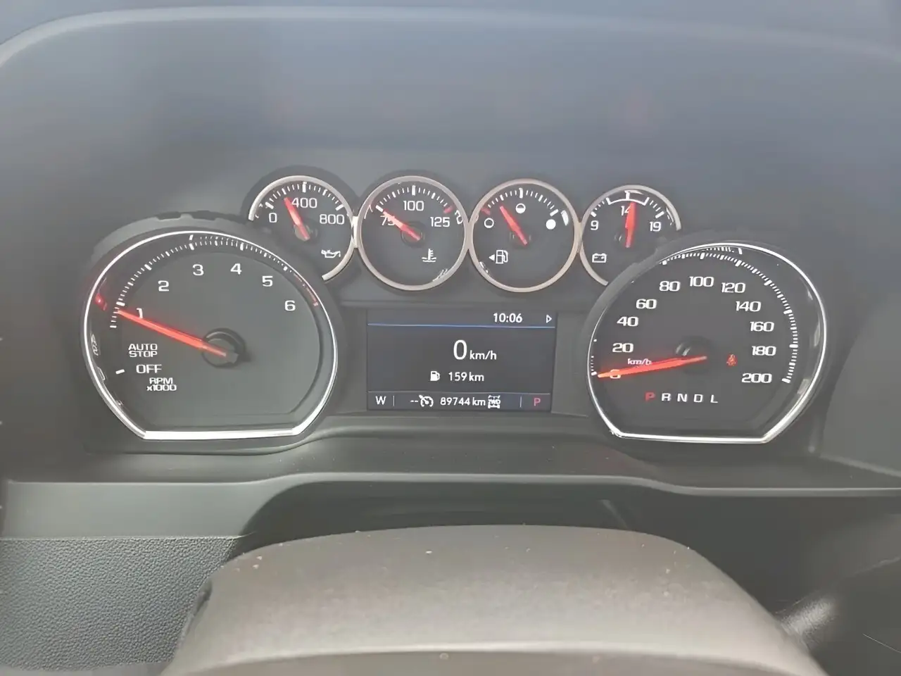 Chevrolet Silverado 1500 снимка Chevrolet Silverado 1500
