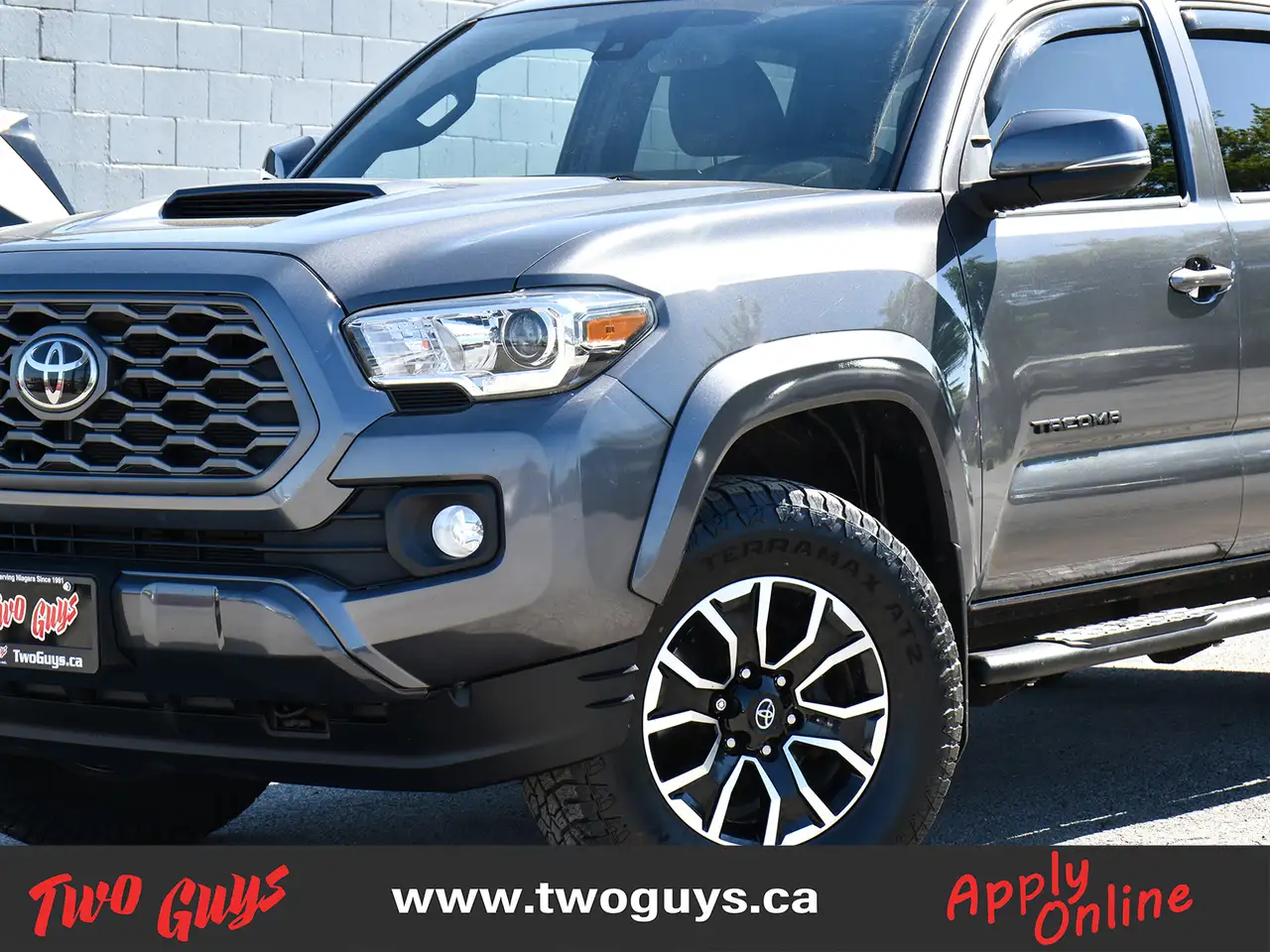 Toyota Tacoma снимка Toyota Tacoma