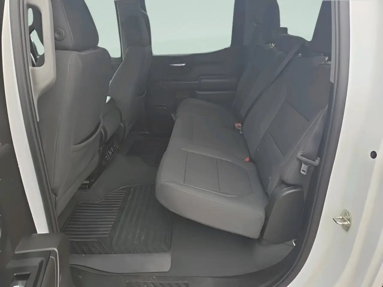 Chevrolet Silverado 1500 снимка Chevrolet Silverado 1500