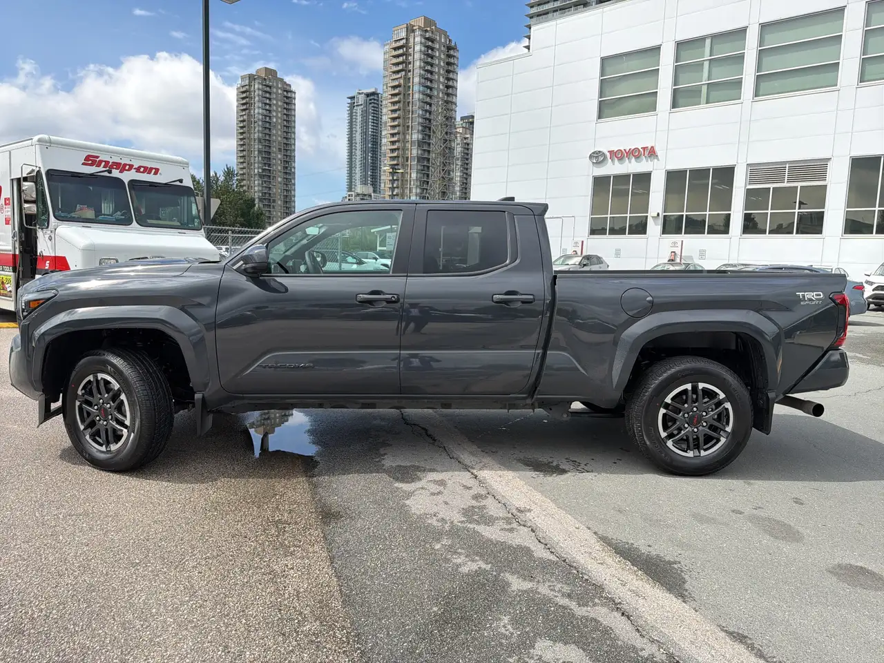 Toyota Tacoma снимка Toyota Tacoma