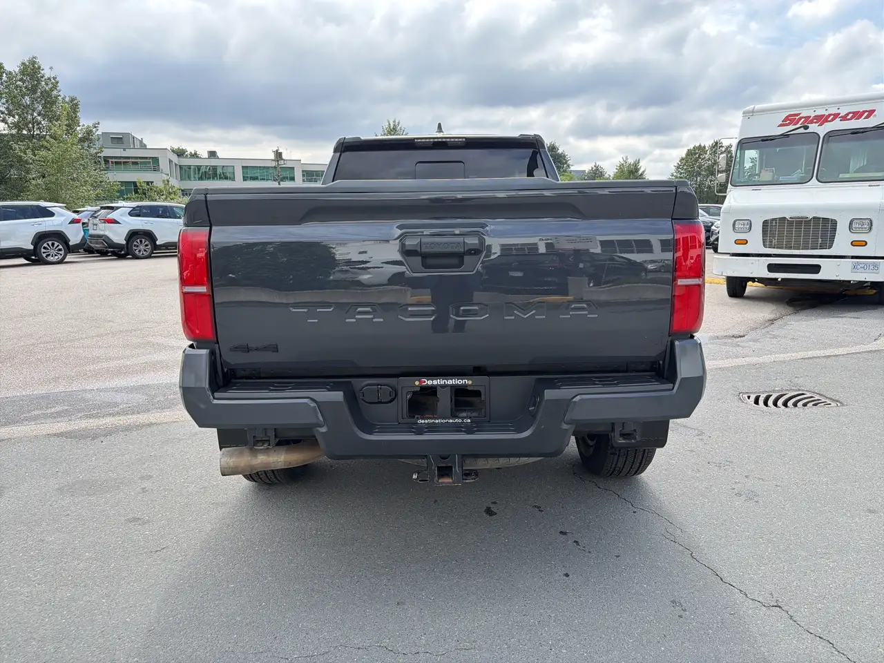 Toyota Tacoma снимка Toyota Tacoma