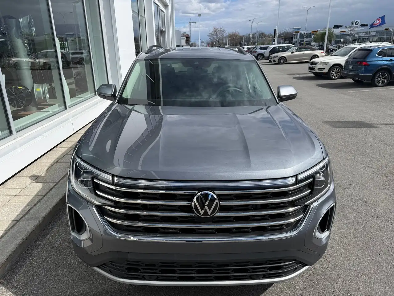 Volkswagen Atlas снимка Volkswagen Atlas