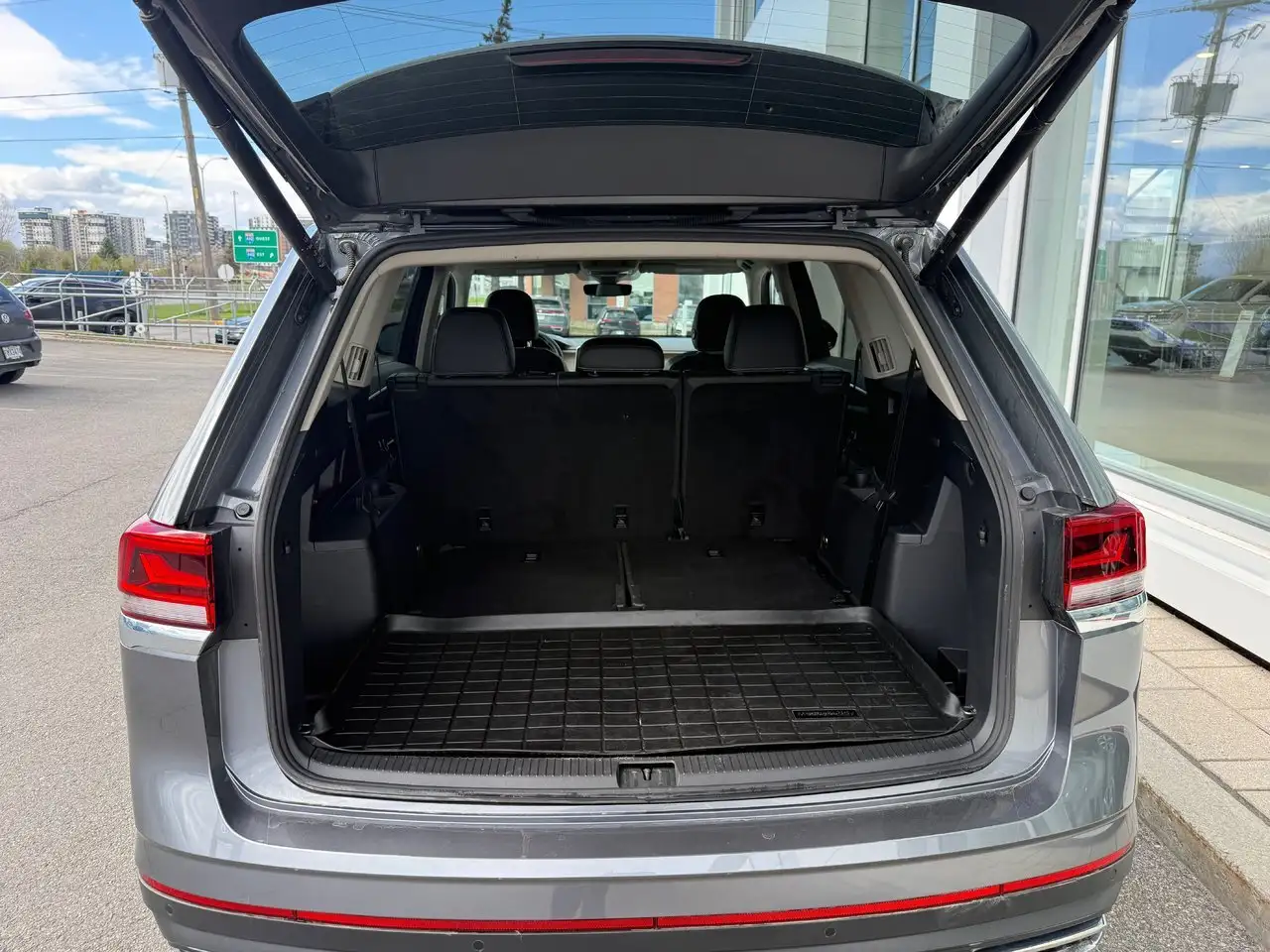 Volkswagen Atlas снимка Volkswagen Atlas