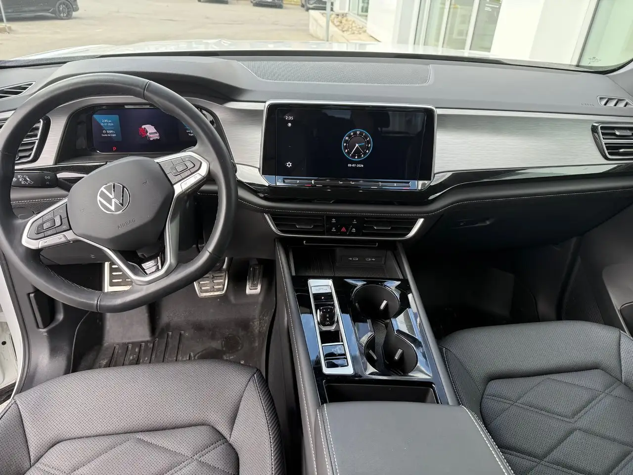 Volkswagen Atlas снимка Volkswagen Atlas