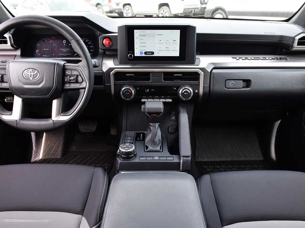 Toyota Tacoma снимка Toyota Tacoma