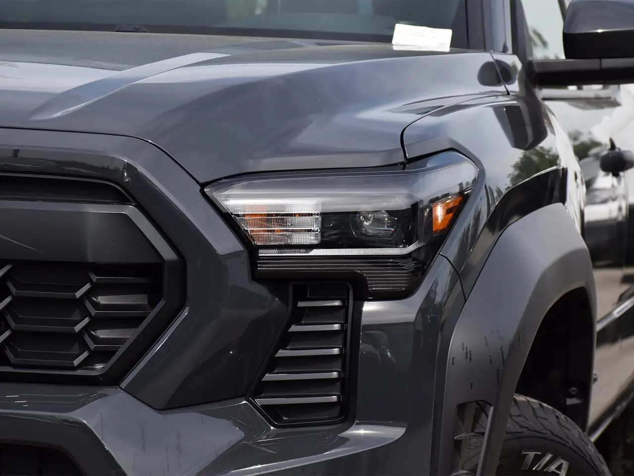 Toyota Tacoma снимка Toyota Tacoma
