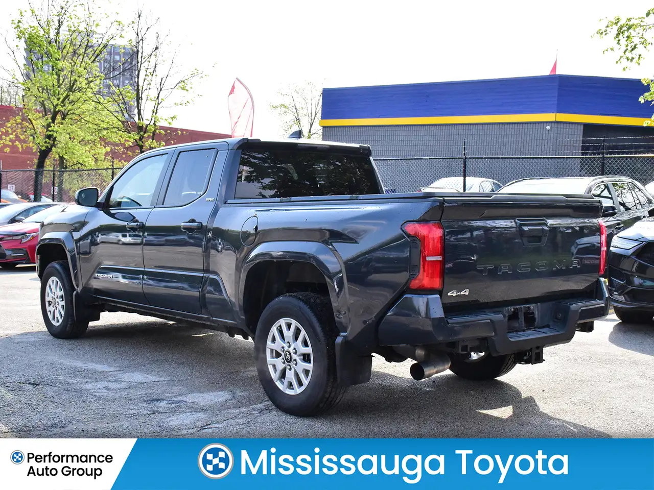 Toyota Tacoma снимка Toyota Tacoma