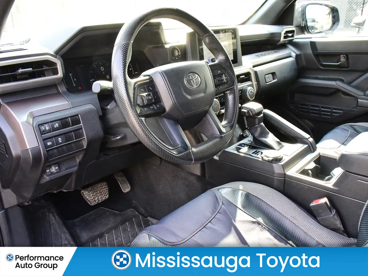 Toyota Tacoma снимка Toyota Tacoma