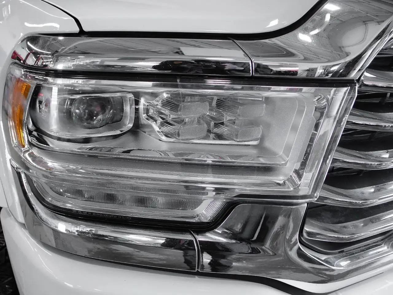 RAM 2500 снимка RAM 2500