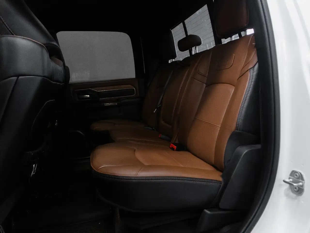 RAM 2500 снимка RAM 2500