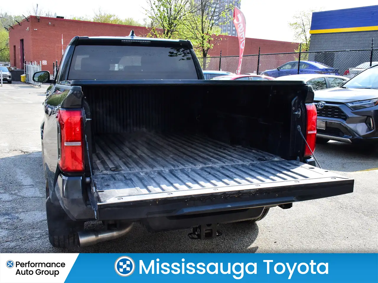 Toyota Tacoma снимка Toyota Tacoma