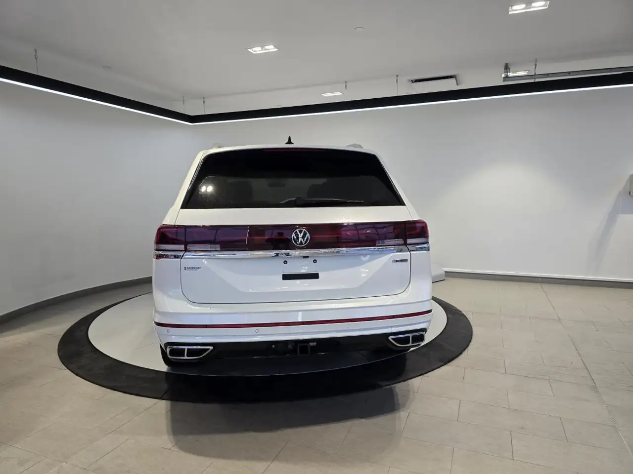 Volkswagen Atlas снимка Volkswagen Atlas