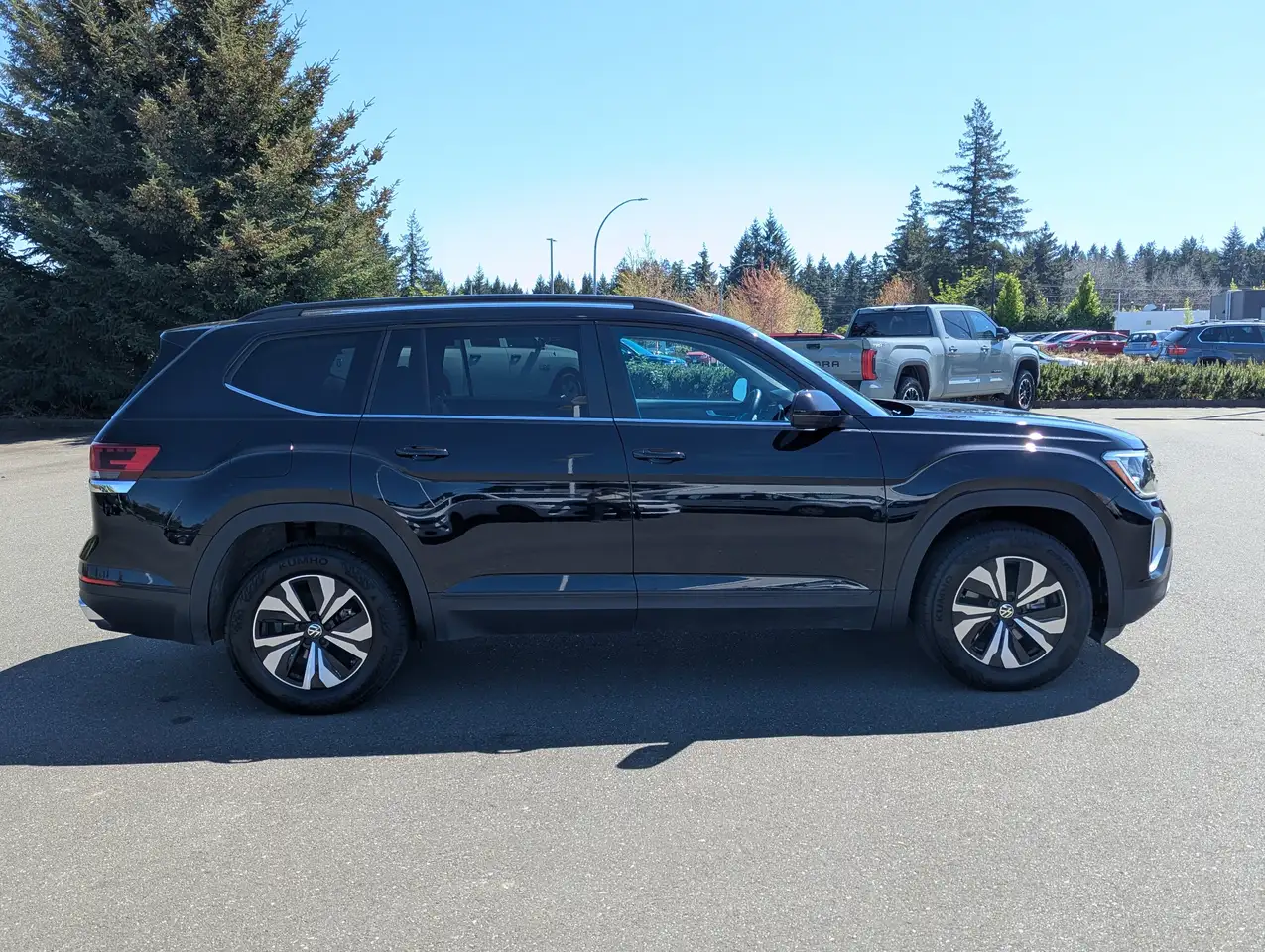 Volkswagen Atlas снимка Volkswagen Atlas
