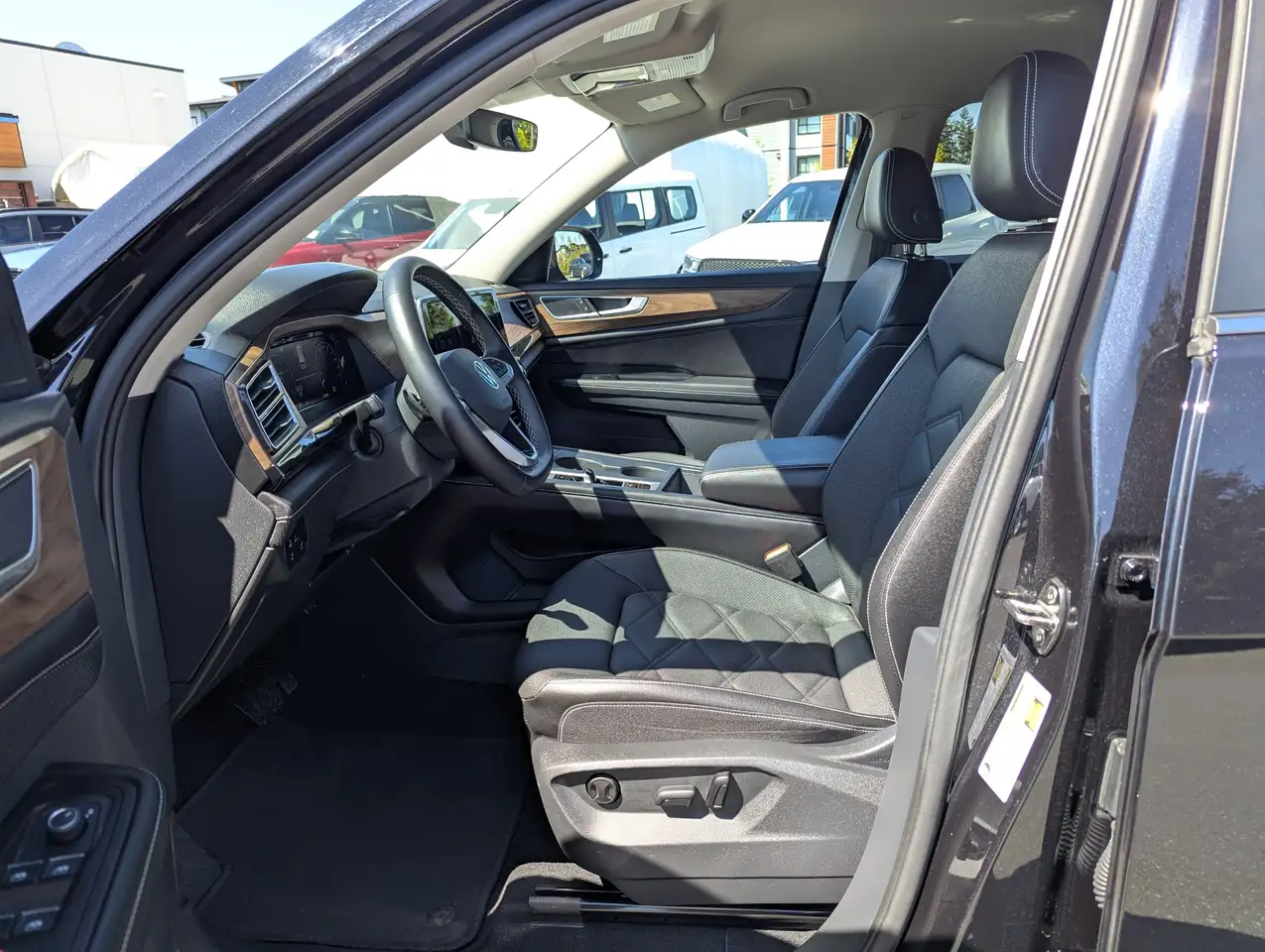 Volkswagen Atlas снимка Volkswagen Atlas
