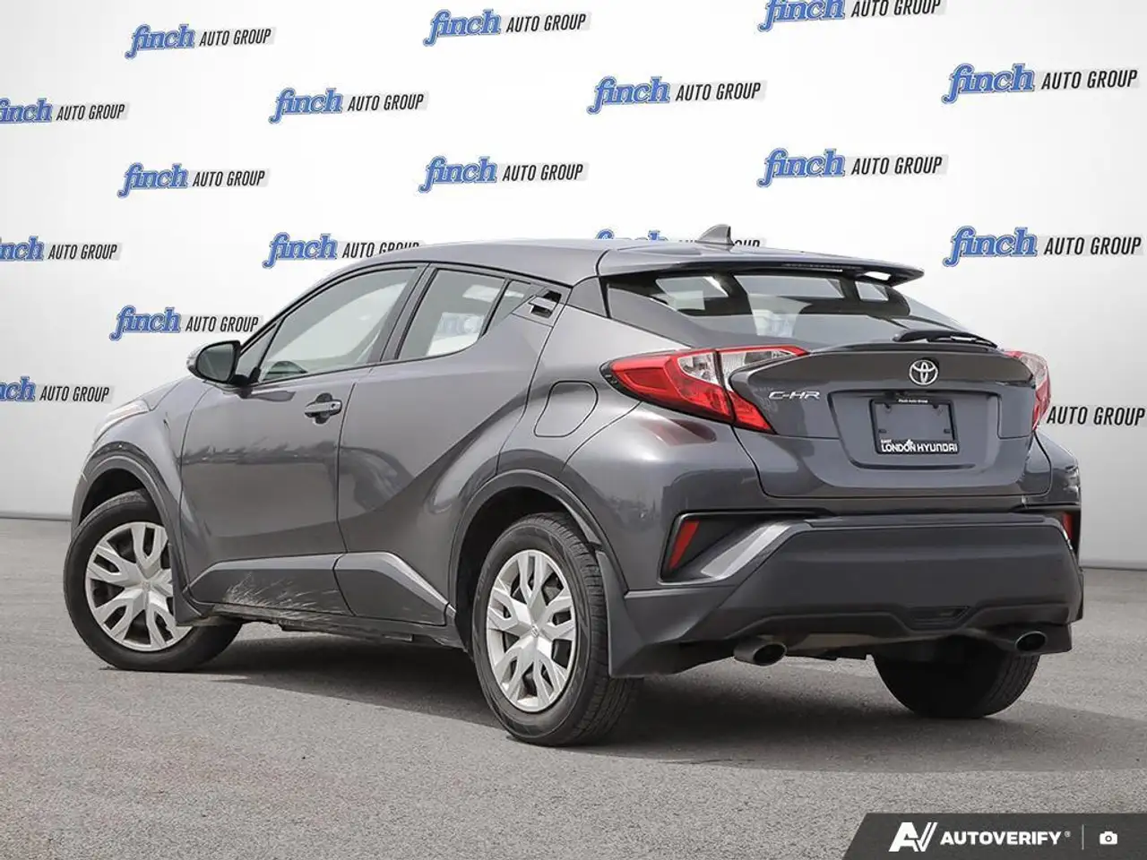 Toyota C-HR снимка Toyota C-HR