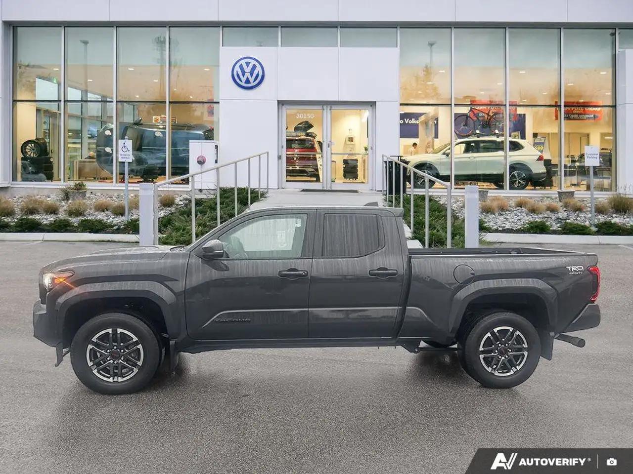 Toyota Tacoma снимка Toyota Tacoma