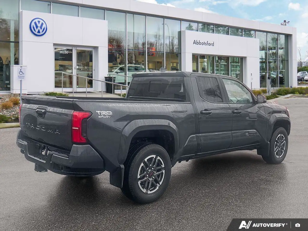 Toyota Tacoma снимка Toyota Tacoma
