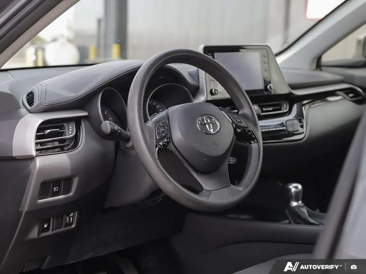 Toyota C-HR снимка Toyota C-HR