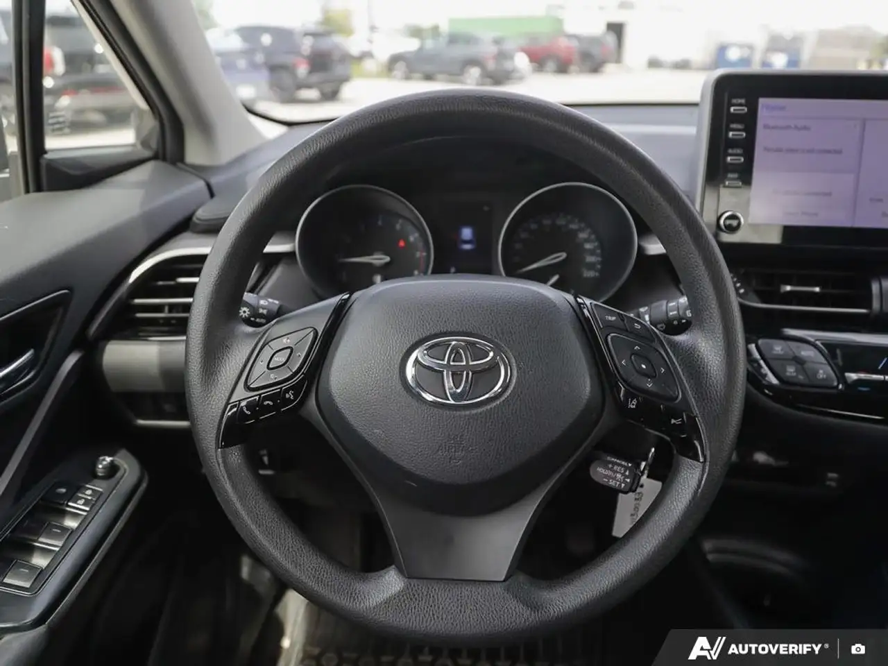 Toyota C-HR снимка Toyota C-HR